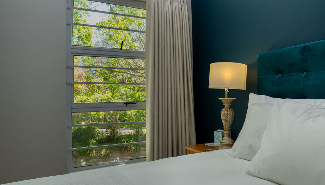 PetalsAndLight (6) PetalsAndLight (6)